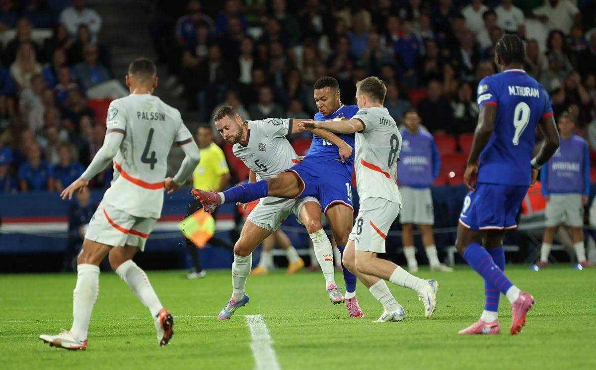 只是比分的 只是比分的